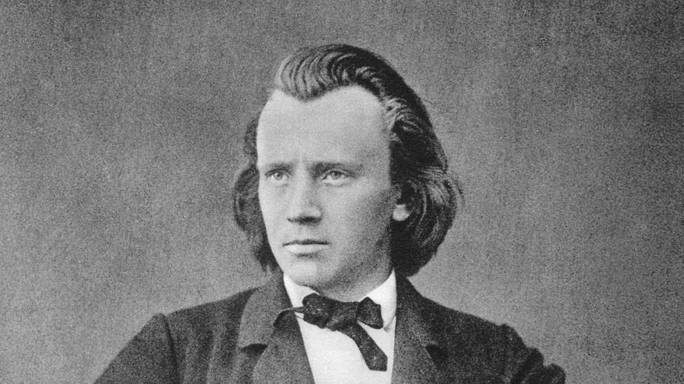 johannes-brahms-116~_h-558_v-img__16__9__xl_w-994_-e1d284d92729d9396a907e303225e0f2d9fa53b4.jpg